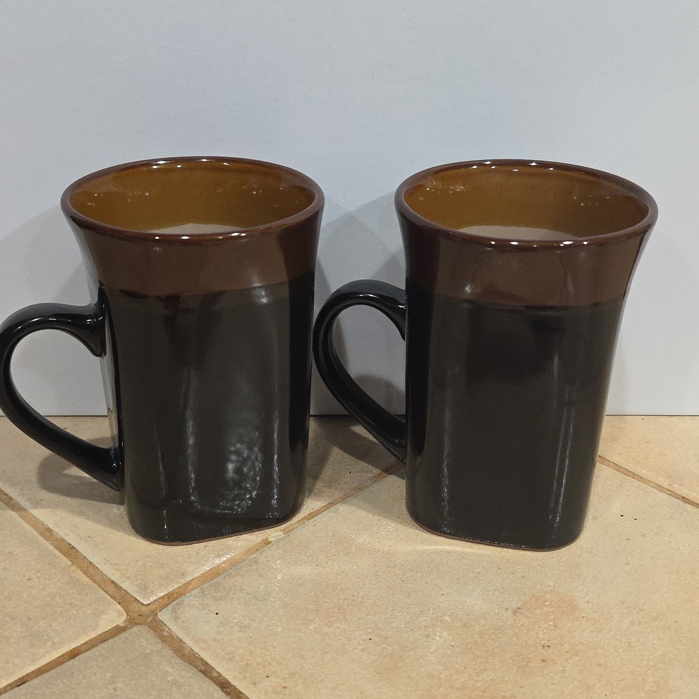 Set of 2 Royal Norfolk Mugs Stoneware Tall Latte Coffee Black/Brown